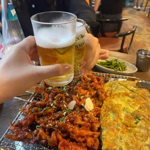 애리꼼닭발 사진