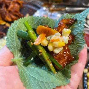 애리꼼닭발 사진