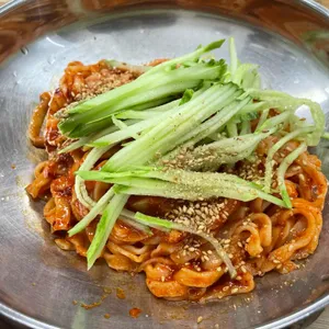 홍두깨자매손칼국수수제돈까스 사진