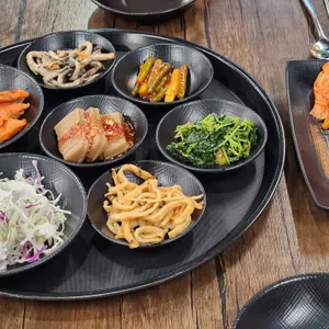 통큰솥뚜껑닭볶음탕&두부생각 사진
