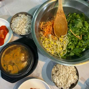 솔밭묵집 사진
