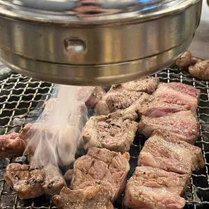 두건쓴형제 사진