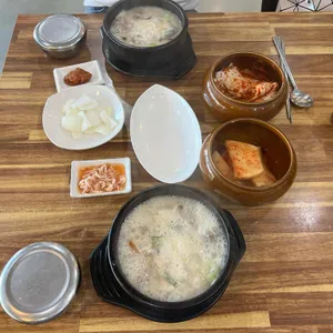 덕이네순대국 사진