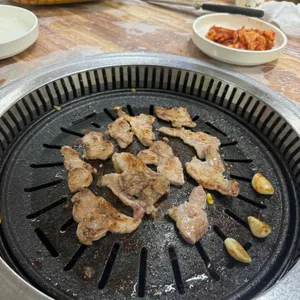 참숯불 김해부추와뒷고기 사진