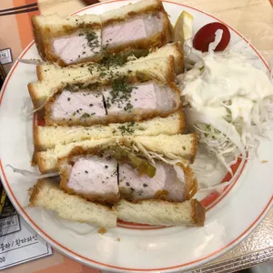 카츠 키읔치읓 사진