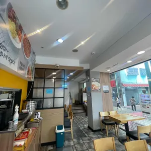 얌샘김밥 리뷰 사진