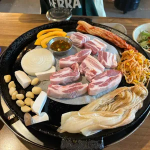 조재벌식당 사진