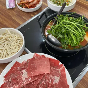 등촌샤브칼국수 사진