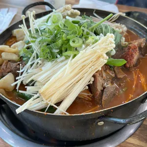 방가삼대얼큰한뼈해장국 사진