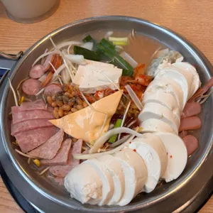 쉐프의부대찌개 사진