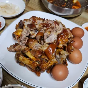 형제족발 사진