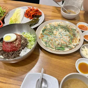 정원마늘보쌈 사진