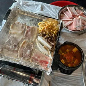 철뚝집 사진