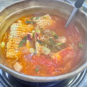 전설의김치찌개 사진