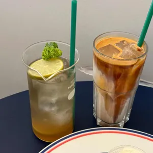 샬롯 사진