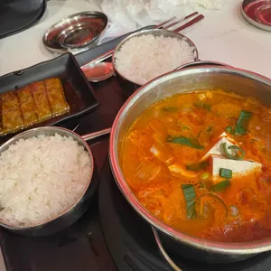 알파인 종합식당 사진