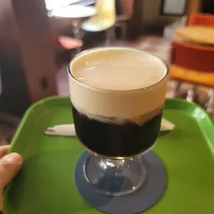 폼앤노말 사진
