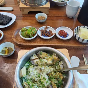 도담솥밥 사진