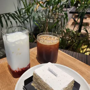 랑데자뷰 사진