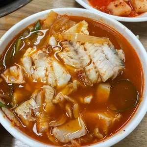 제갈량양푼이동태찌개 사진