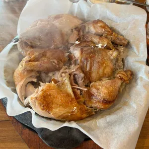 참나무숯불통닭 사진