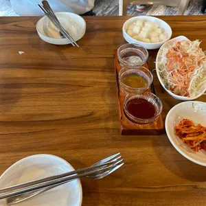 참나무숯불통닭 사진