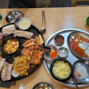 효자동솥뚜껑 사진