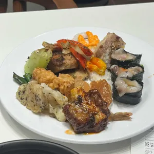 애슐리퀸즈 사진