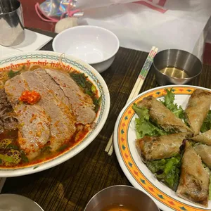 꾸아  사진