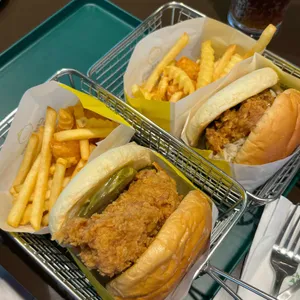 코리안치킨클럽 사진