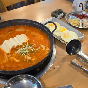 고기반햄반김치찌개&김치찜 수유본점 사진
