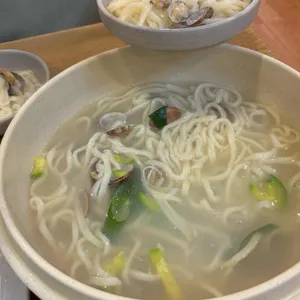 황고집 바지락 칼국수 사진