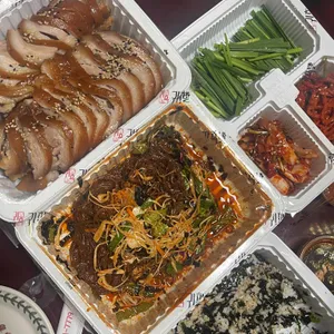 귀한족발 대표 사진