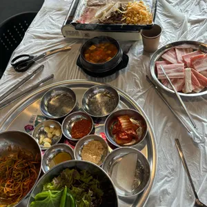 철뚝집 사진