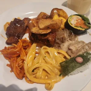 애슐리퀸즈 사진