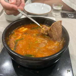 강씨목삼 사진