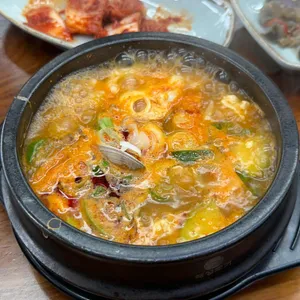 맷돌로만 사진
