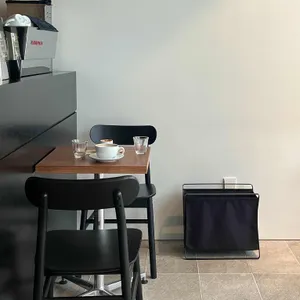 커피 숍 애츠 리뷰 사진