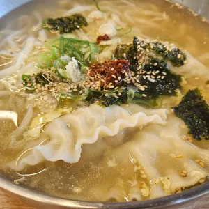 맥가이버손칼국수 사진