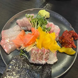 일랑 사진