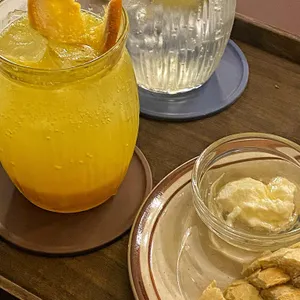 커피우드 사진