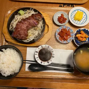 돈돈정 사진