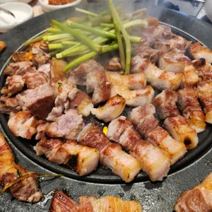 푸주인 사진