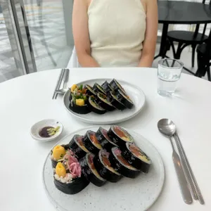 이오김밥 사진