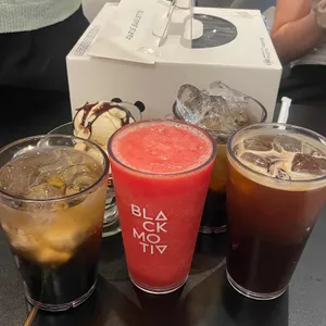 블랙모티브 사진