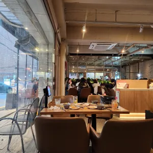 멜로우가든 리뷰 사진