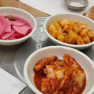 건양정홍삼삼계탕 사진