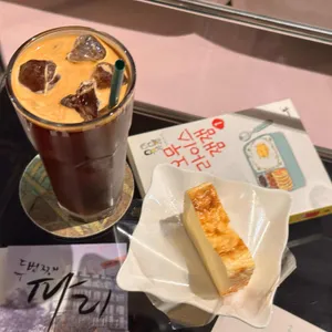 SSJJ 커피바 사진