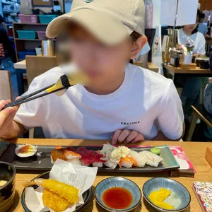 상무초밥 사진