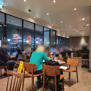 스타벅스 DT 리뷰 사진